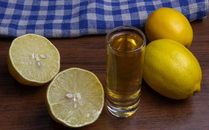 фото настойки из лимона на спирте